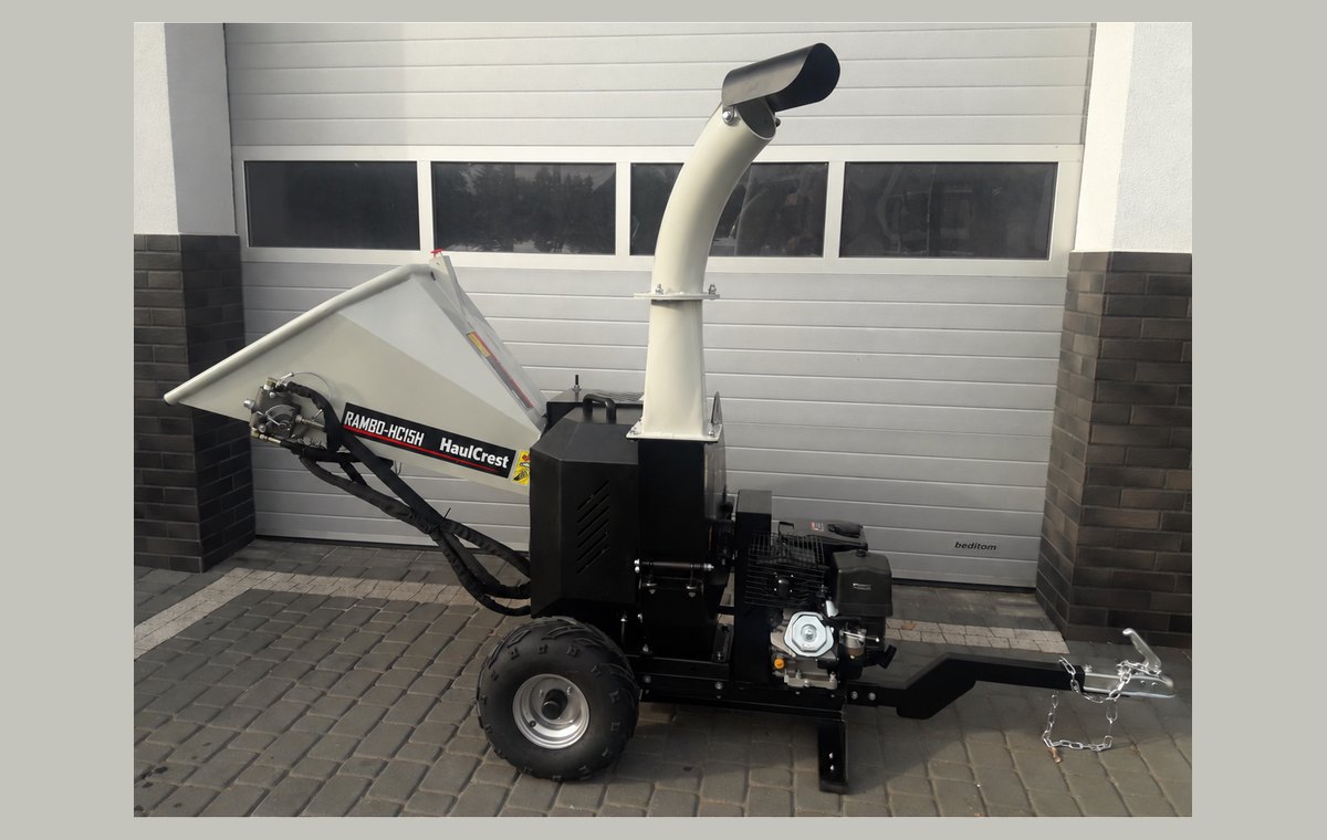 HC15H side view showing the road-towable chassis and hitch