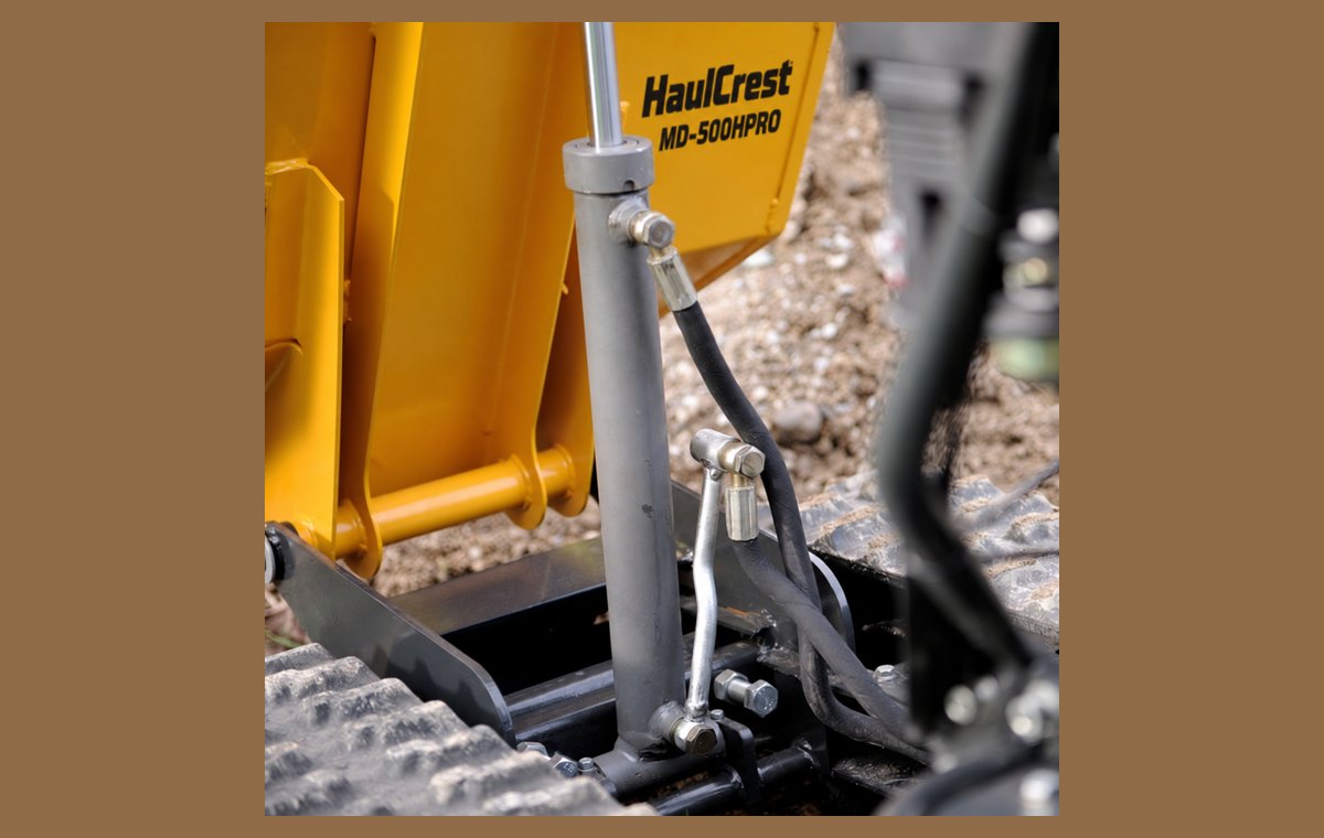 Close-up of the MD-500HPRO hydraulic linkage and rams